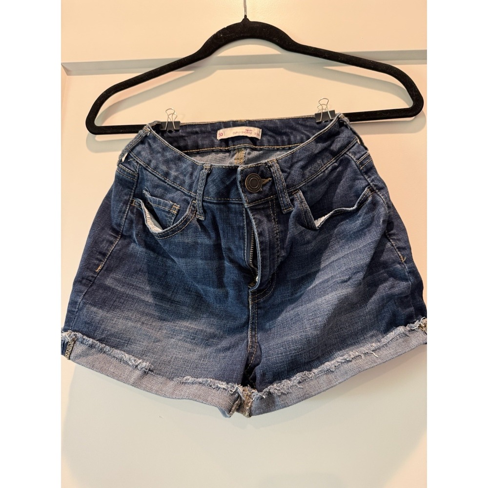 SO Curvy Shortie High Rise Denim Shorts Blue Juniors Size 3/26 Stretch Raw Hem
